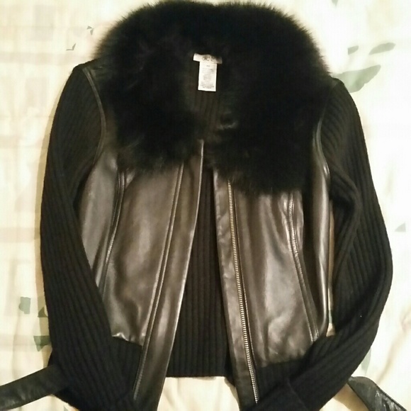 Cache Jackets & Blazers - CACHE Black leather jacket w/fox fur collar, XS